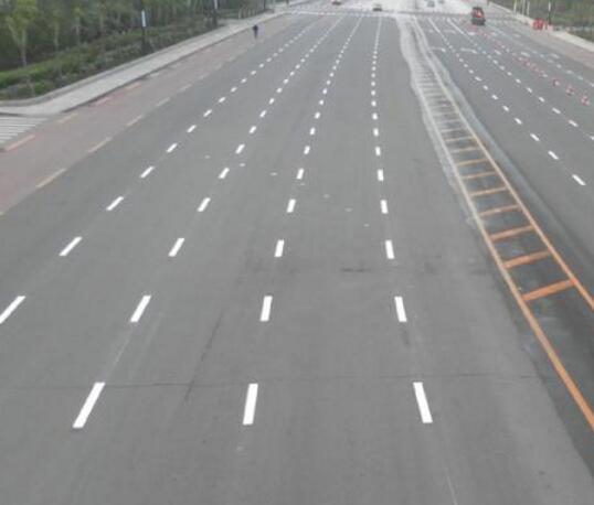 【重點(diǎn)知識(shí)】安康道路標(biāo)線涂料廠家生產(chǎn)的有啥特點(diǎn)？