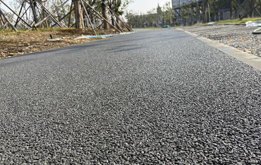 急急急！在遇到這種：海綿城市理念下城市道路該如何施工？